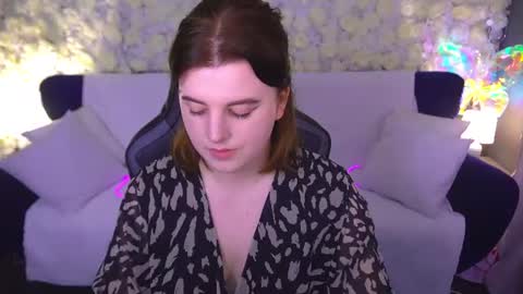 Snapshot of kristifoxy chatting on June 12, 2026, 12:37 pm kristifoxy online show from June 12, 2026, 12:37 pm