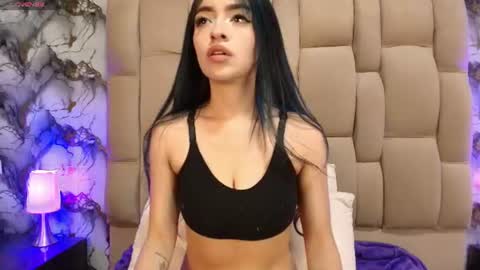 Snapshot of kristin_ramirez chatting on July 2, 2026, 4:07 am Kristin online show from July 2, 2026, 4:07 am