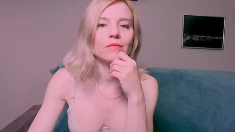 Snapshot of kristina_vagner chatting on March 1, 2026, 1:07 am kristina_vagner online show from March 1, 2026, 1:07 am