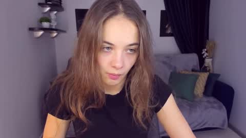 Snapshot of kristinalevis chatting on December 6, 2024, 4:28 pm Kristina online show from December 6, 2024, 4:28 pm
