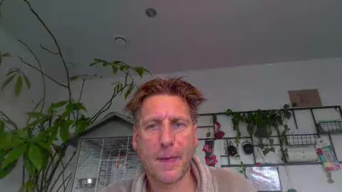 Snapshot of kristof8504 chatting on December 21, 2025, 9:49 am kristof8504 online show from December 21, 2025, 9:49 am