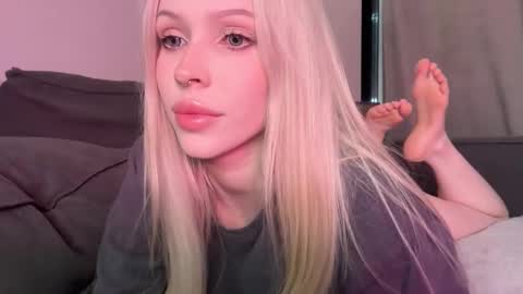 Snapshot of kristy_babe chatting on February 21, 2026, 5:03 pm Kristy and Alice online show from February 21, 2026, 5:03 pm