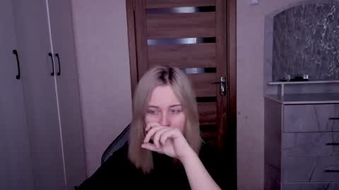 Snapshot of kristy_fran chatting on February 13, 2026, 9:05 am Kristy online show from February 13, 2026, 9:05 am