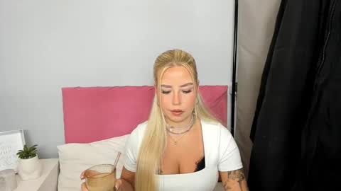 KristyFlowers online show from January 13, 2025, 6:06 am