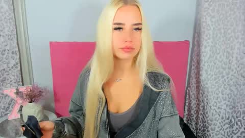 KristyFlowers online show from October 22, 2025, 7:19 am