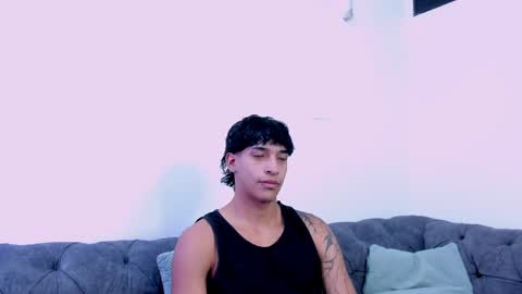 Snapshot of kroywave chatting on May 20, 2026, 3:13 am Kroy Wave Muscle Tattoos Latino online show from May 20, 2026, 3:13 am