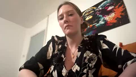 Plushpie online show from November 15, 2025, 12:34 pm