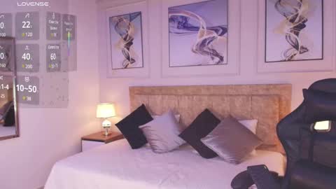 Snapshot of krystal_park chatting on March 1, 2025, 4:44 pm krystal online show from March 1, 2025, 4:44 pm