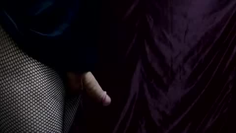 Snapshot of krystalkummingss chatting on November 9, 2025, 5:00 pm Krystalkummingss online show from November 9, 2025, 5:00 pm