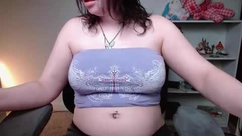 Krystal Syx online show from March 25, 2026, 4:57 pm