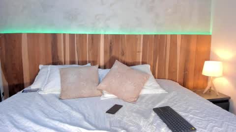 Snapshot of krystalwoodss chatting on January 8, 2026, 4:26 am Krystal online show from January 8, 2026, 4:26 am