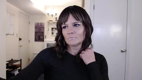 Snapshot of ktrichards77 chatting on February 6, 2026, 1:32 am Cait online show from February 6, 2026, 1:32 am