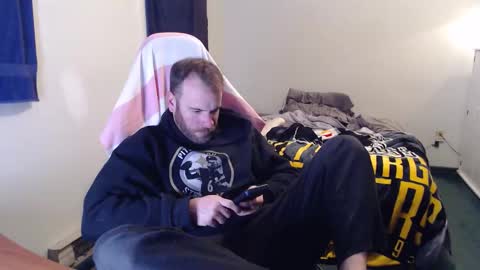Snapshot of kuggy570 chatting on February 6, 2026, 12:15 am Kuggy online show from February 6, 2026, 12:15 am
