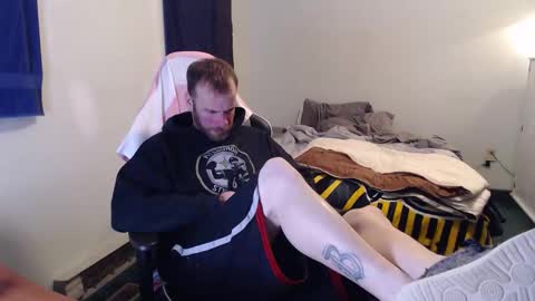 Snapshot of kuggy570 chatting on February 11, 2026, 12:26 am Kuggy online show from February 11, 2026, 12:26 am