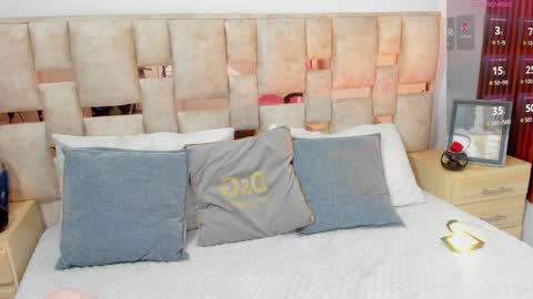 Snapshot of kuitty_sara chatting on November 19, 2025, 11:32 am SARA online show from November 19, 2025, 11:32 am