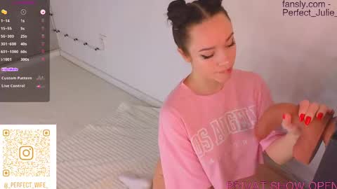  MY NAME IS JULIA  TO SEE MORE 18 CONTENT YOU CAN SUBSCRIBE TO  FANSLY -  online show from February 24, 2025, 8:17 am