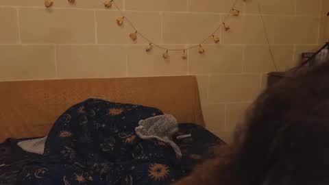 Krypto hethey online show from October 28, 2025, 10:56 pm