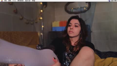 Snapshot of kuntboyzworld chatting on February 5, 2026, 9:19 pm Krypto hethey online show from February 5, 2026, 9:19 pm