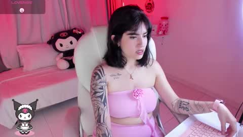   online show from December 3, 2025, 2:08 am