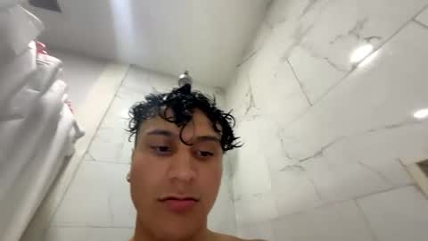 kurlz5stard online show from October 25, 2025, 4:02 pm