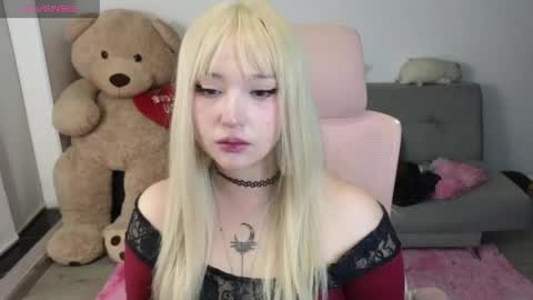 Snapshot of kurochan420 chatting on June 10, 2026, 2:12 am Andy online show from June 10, 2026, 2:12 am