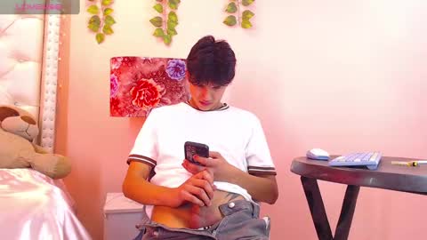 Snapshot of kurtt_ chatting on October 21, 2025, 4:41 pm JASON online show from October 21, 2025, 4:41 pm