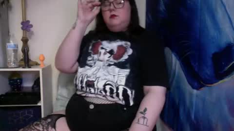 Deville Play Room online show from April 3, 2026, 11:36 pm