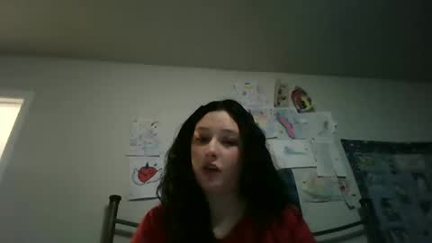 kushkingz69 online show from December 17, 2025, 4:40 am