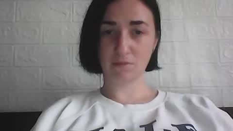 kusia032132 online show from October 23, 2025, 6:23 am