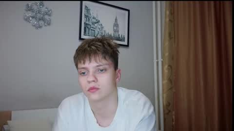 Snapshot of kvara328832 chatting on March 19, 2026, 7:29 pm kvara328832 online show from March 19, 2026, 7:29 pm