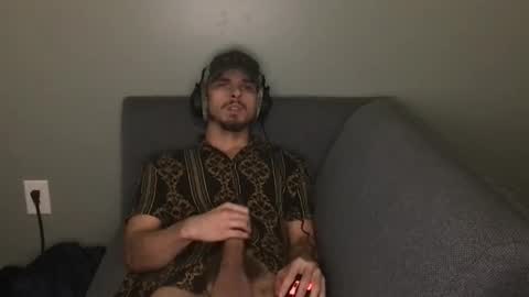 kxng222 online show from November 4, 2025, 5:50 am