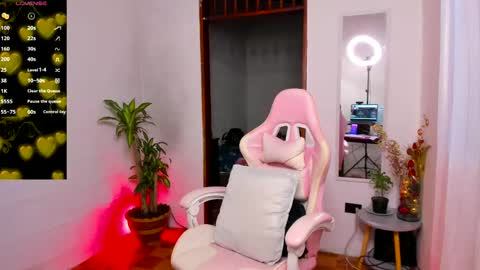 kya_miller_ online show from February 14, 2025, 10:36 pm