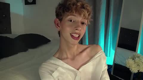 Snapshot of kyle__cooper chatting on December 16, 2024, 7:26 am Kyle Cooper online show from December 16, 2024, 7:26 am