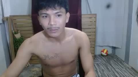 Snapshot of kyle_lourence chatting on April 22, 2026, 3:13 pm kyle_lourence online show from April 22, 2026, 3:13 pm