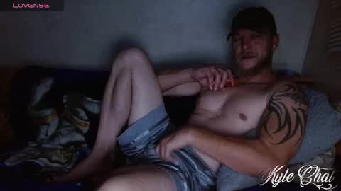 Kyle chat online show from October 26, 2025, 7:36 am