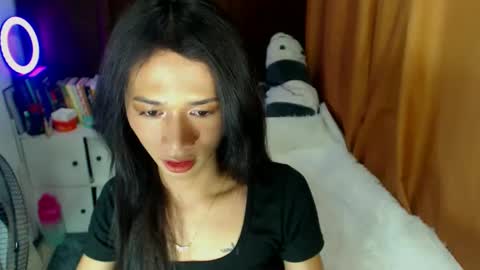 Snapshot of kylene17 chatting on January 14, 2025, 9:02 am babyKylene online show from January 14, 2025, 9:02 am