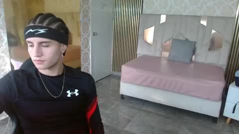 kyler_tay online show from May 26, 2026, 11:50 am