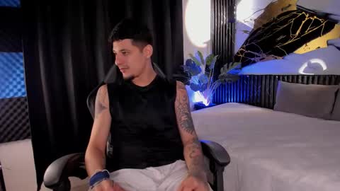 Snapshot of kylesmithx_ chatting on February 7, 2026, 4:05 am kylesmithx_ online show from February 7, 2026, 4:05 am