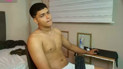 Kyliam online show from July 10, 2026, 1:32 am