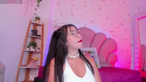 Kylie online show from October 27, 2025, 1:42 am