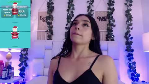 Snapshot of kylie_golden chatting on December 22, 2024, 1:00 pm Kylie Myers online show from December 22, 2024, 1:00 pm