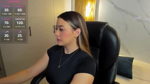 Snapshot of kylie_jones6 chatting on October 7, 2025, 2:53 am KYLIE online show from October 7, 2025, 2:53 am