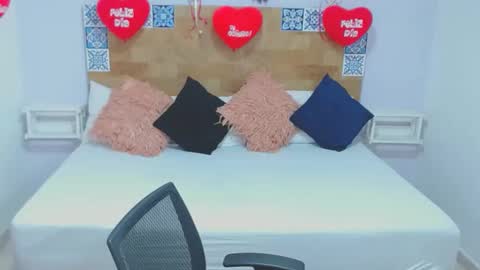 Melissa online show from February 19, 2025, 2:23 pm