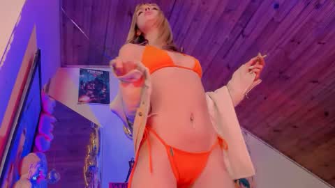 Snapshot of kyliekandy chatting on February 17, 2026, 12:18 am online show from February 17, 2026, 12:18 am