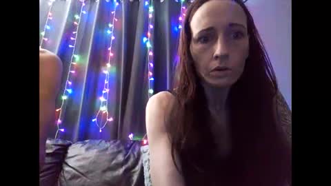 Snapshot of kyliekween chatting on October 13, 2025, 5:29 am KylieKween online show from October 13, 2025, 5:29 am