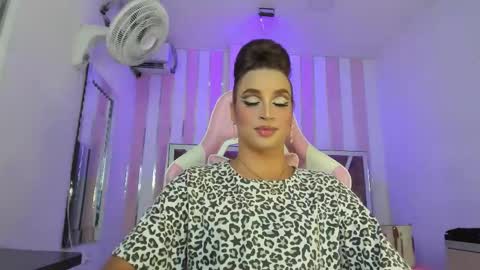 Kylie online show from November 23, 2025, 5:07 am