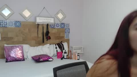 Snapshot of kyliiebaker chatting on November 21, 2025, 10:58 am Kylie online show from November 21, 2025, 10:58 am