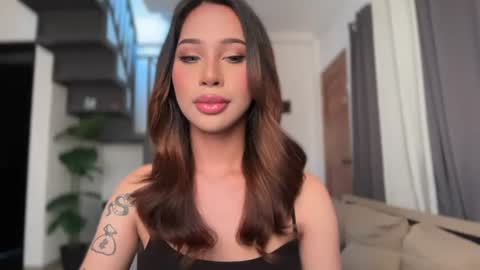 kyll_collins online show from June 23, 2026, 1:47 am