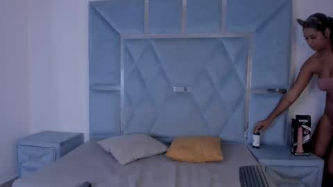 Snapshot of kymasm chatting on December 4, 2025, 1:20 pm kym online show from December 4, 2025, 1:20 pm