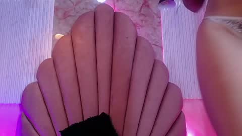 kyomi_hunt online show from July 6, 2026, 4:31 am